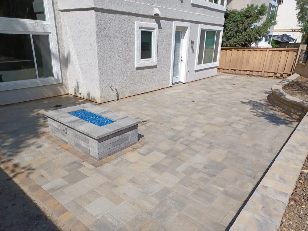 Top-rated lawn care service in San Diego, CA - Endless Summer Hardscapes