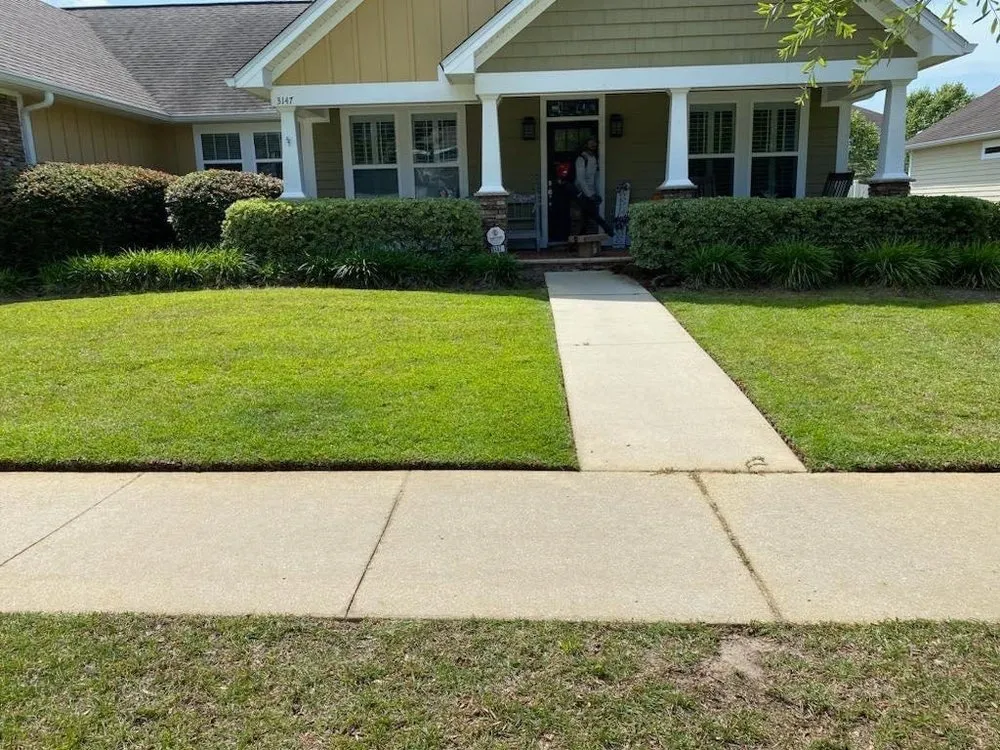 Local yard maintenance experts serving Tallahassee, FL - Endless Summer Lawn Care