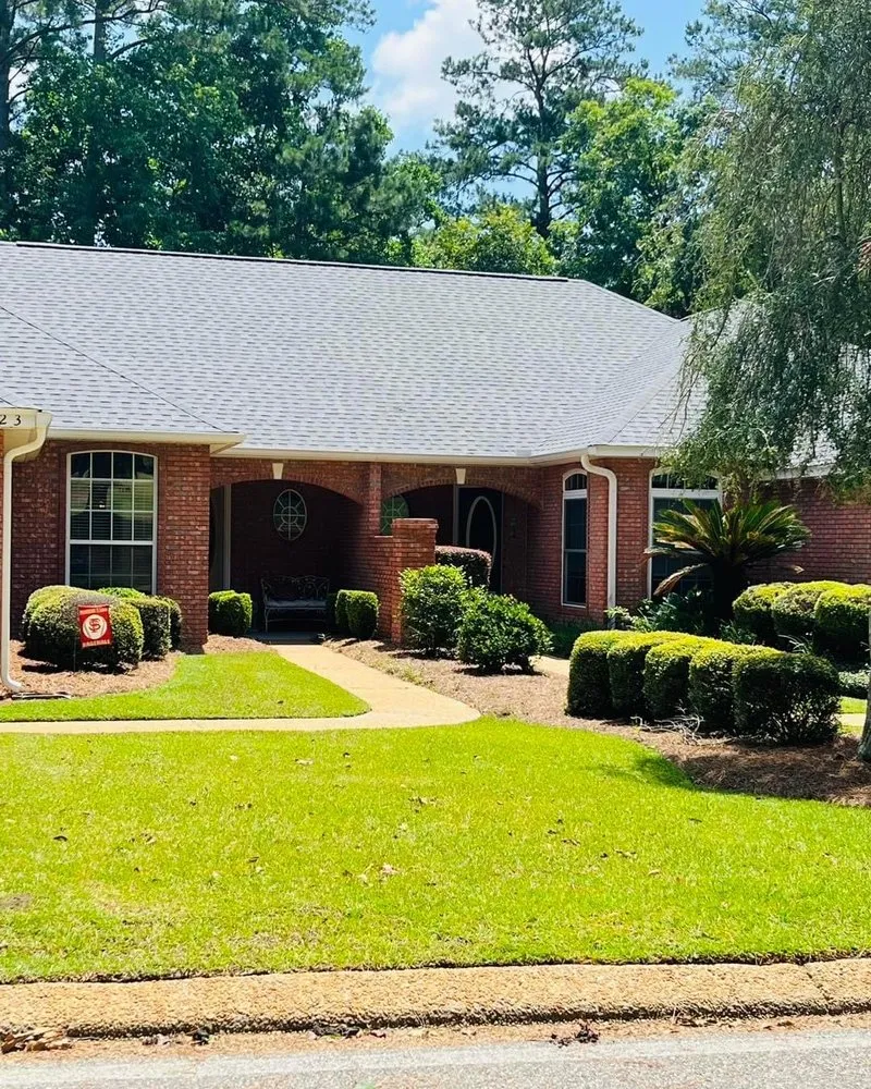 Custom residential landscaping for year-round maintenance across Tallahassee, FL - Endless Summer Lawn Care