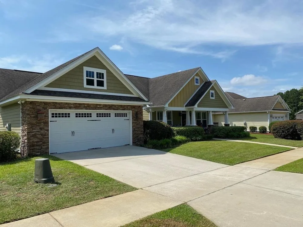 Reliable lawn mowing service in Tallahassee, FL - Endless Summer Lawn Care