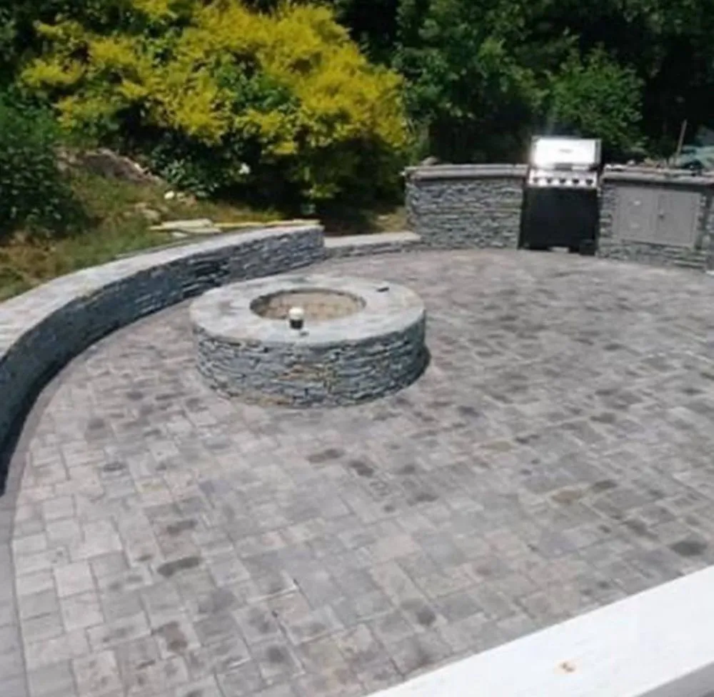 Custom lawn mowing service in Forty Fort, PA - Endris Landscaping