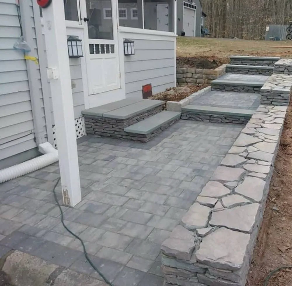 Reliable garden landscaping for residential properties in Forty Fort, PA by Endris Landscaping