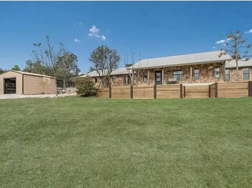 Trusted lawn care service experts serving San Antonio, TX - Endurance Ranch Lawn Services