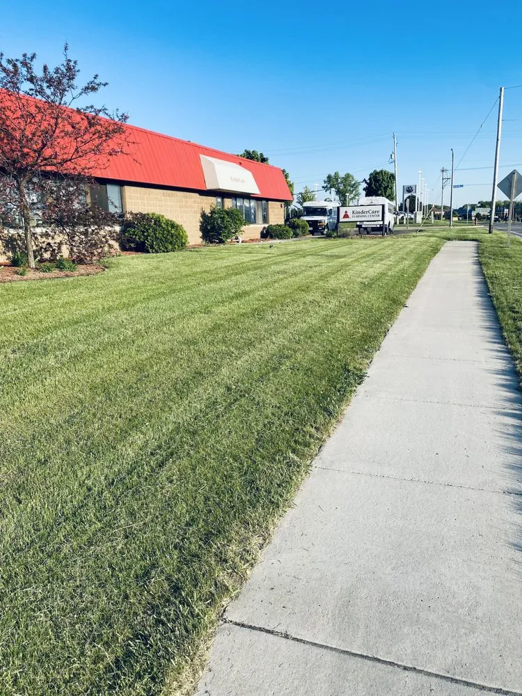 Top-rated yard cleanup service for residential properties across New Berlin, WI - Engel Landscaping