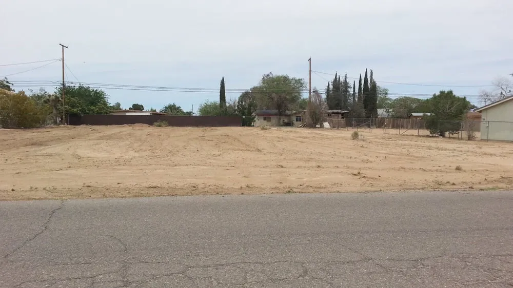 Local landscape design for year-round maintenance across Hesperia, CA - Engles Tractor