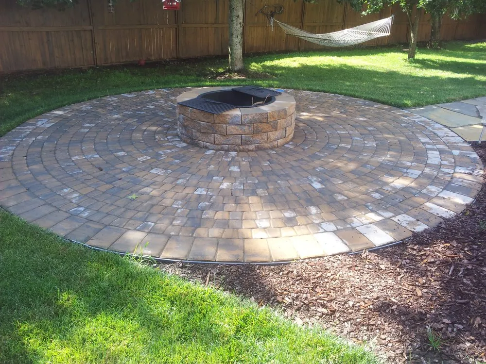 Reliable lawn mowing service in Manassas, VA - English Country Gardens