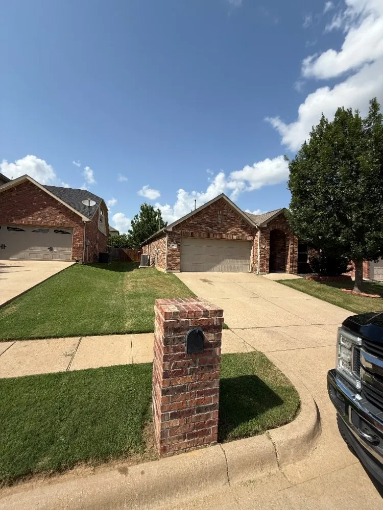 Reliable outdoor landscaping in Crowley, TX - English Home Services