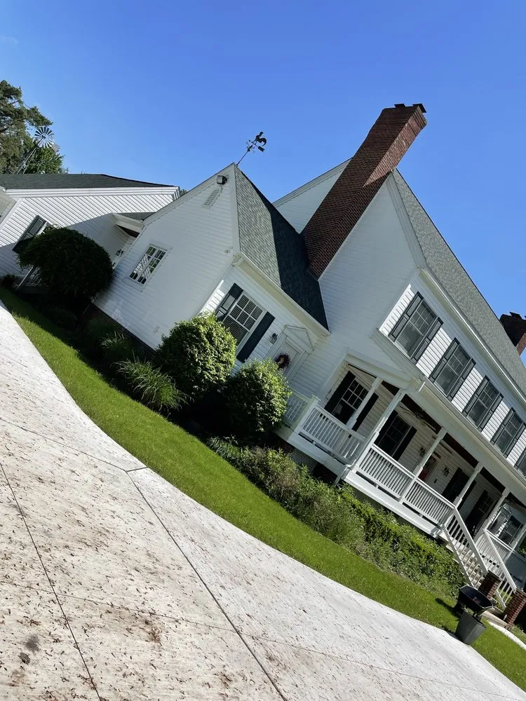 Custom yard cleanup service in Sterling Heights, MI by Enhanced Landscaping