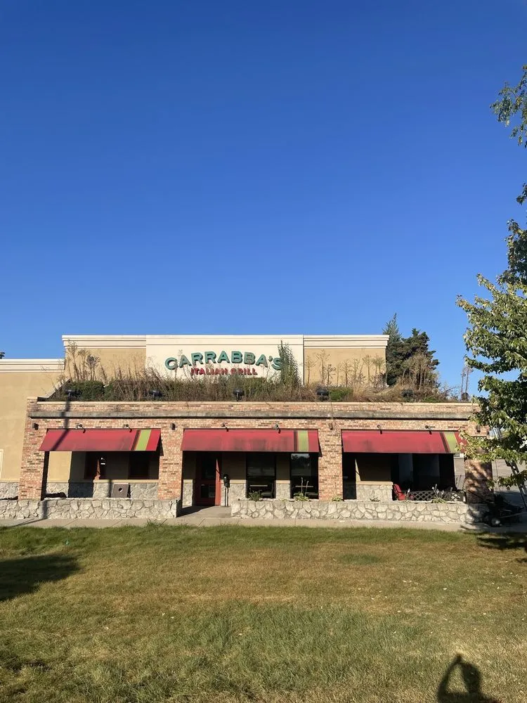 Reliable residential landscaping experts serving Sterling Heights, MI - Enhanced Landscaping