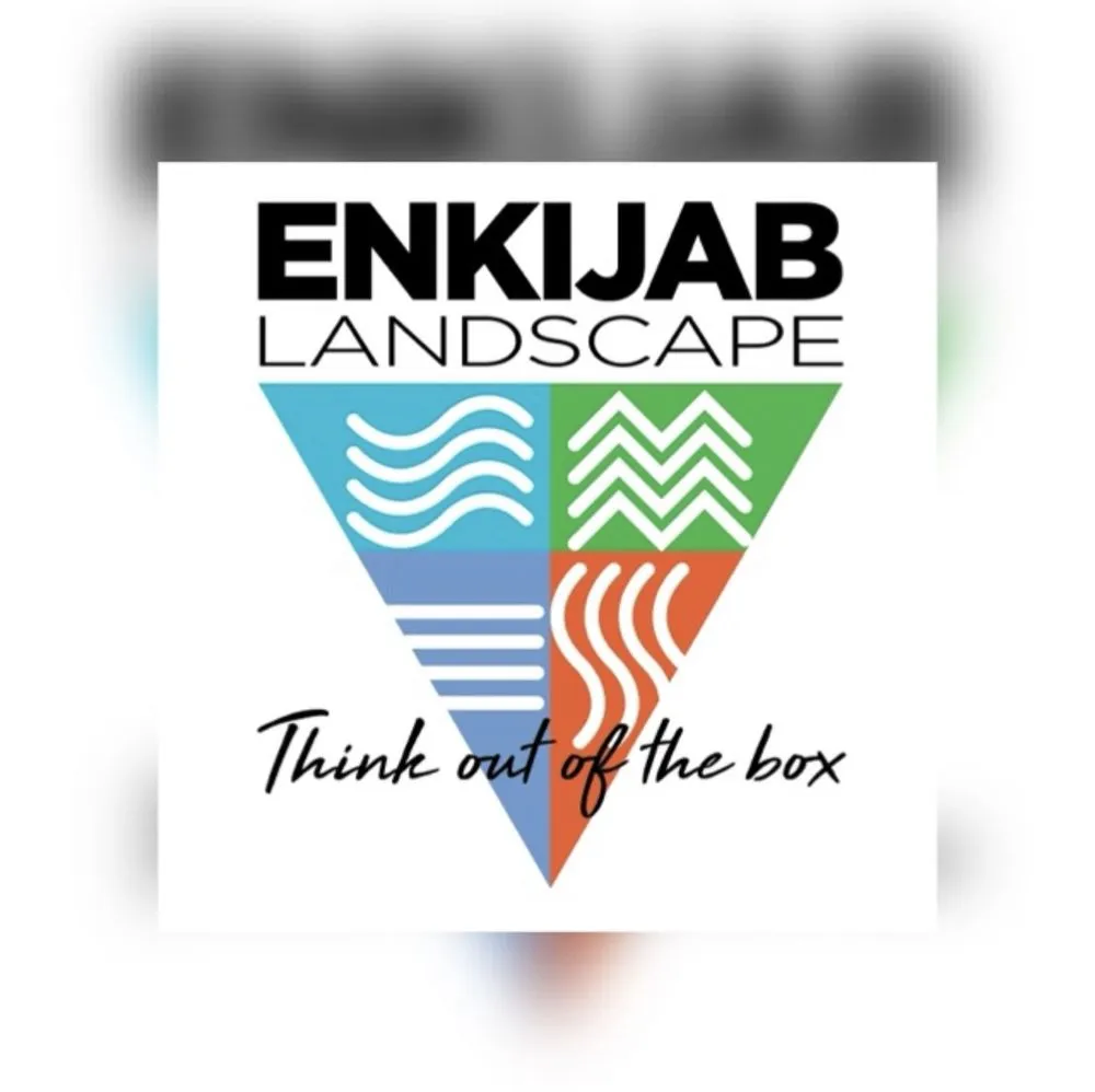 Custom yard cleanup service in Los Angeles, CA - Enkijab Landscape