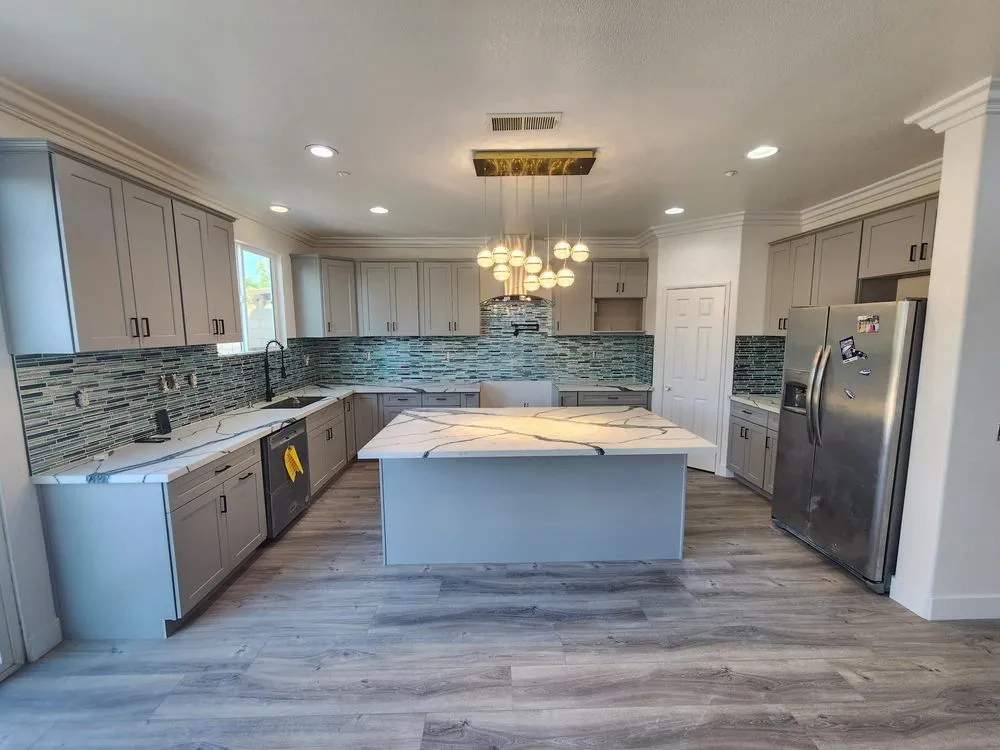 Top-rated yard cleanup service for beautiful yards across Rialto, CA - Enoch Construction