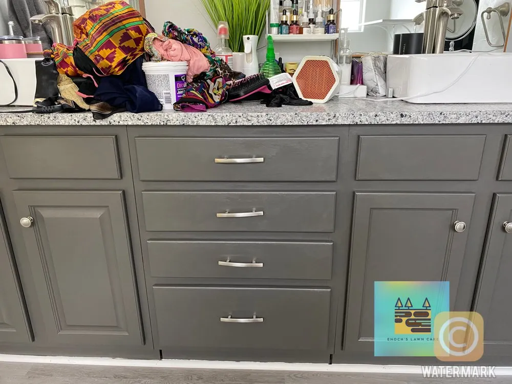 Custom residential landscaping experts serving Suffolk, VA - Enochs Lawncare Trees Concrete and Home Renovation Contractors