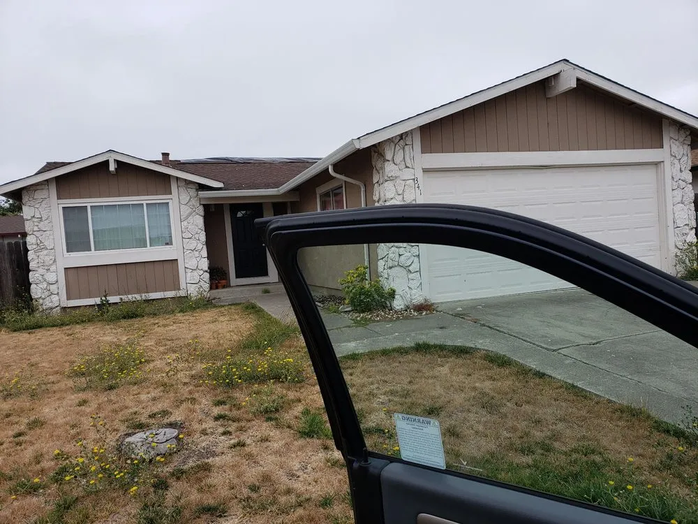 Affordable yard maintenance in American Canyon, CA by Enrique Gardening Maintenance