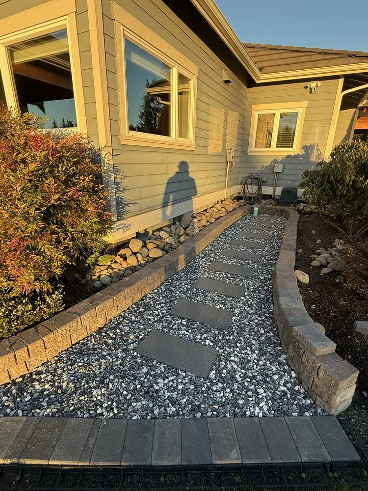Expert outdoor landscaping for beautiful yards across Maple Valley, WA - Enrique Gardens