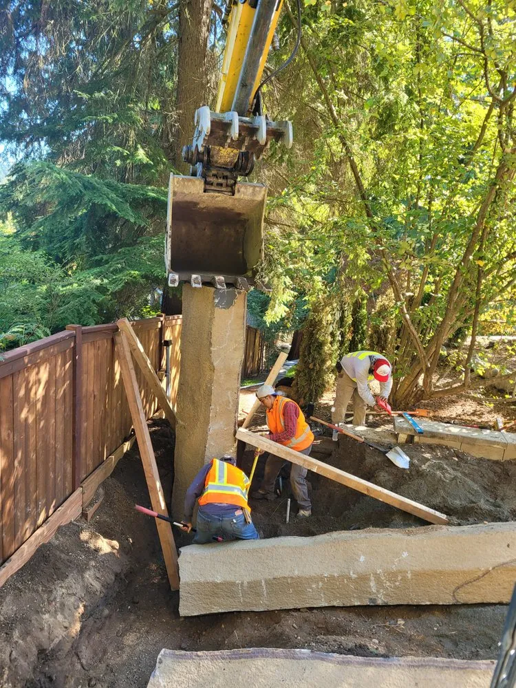 Top-rated residential landscaping in Woodinville, WA - Enrique Landscape