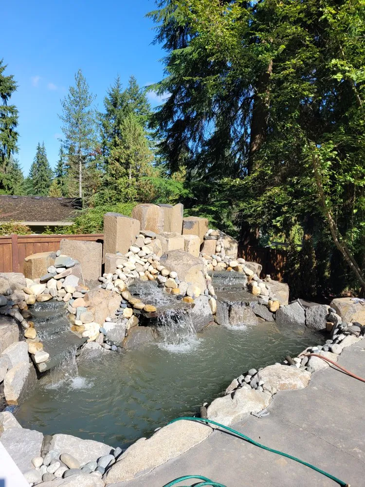 Reliable outdoor landscaping for beautiful yards in Woodinville, WA by Enrique Landscape