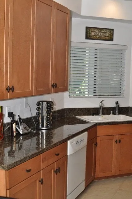 Local yard cleanup service in Kingston, NY - Enrique Martinez