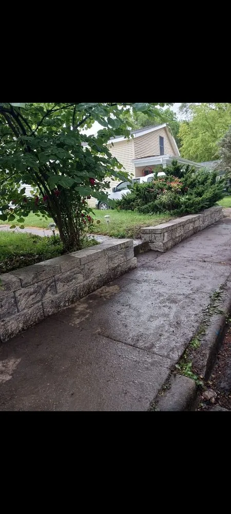 Local garden landscaping for beautiful yards across Champaign, IL - Enriquez C-U Services