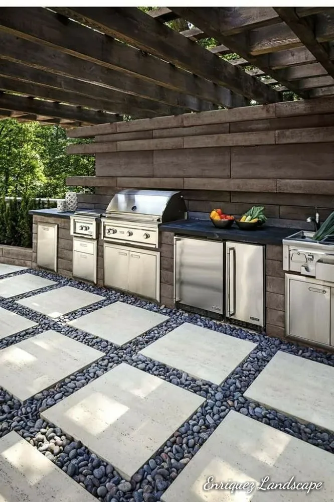 Local landscape installation for homes across Corsicana, TX - Enriquez Landscape