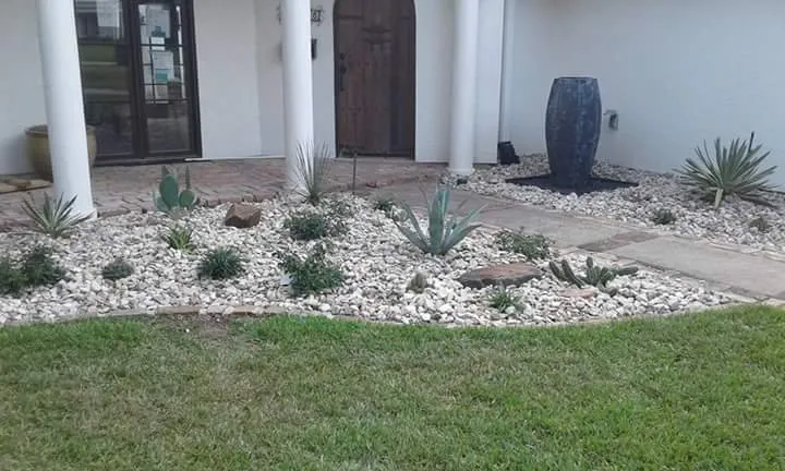 Trusted outdoor landscaping for residential properties in Corsicana, TX by Enriquez Landscape