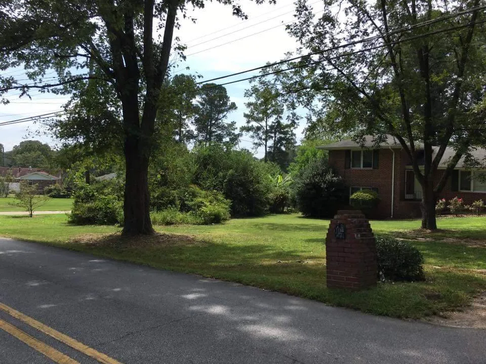 Professional garden landscaping for outdoor upgrades across Doraville, GA - Enriquez Landscaping & Gardening