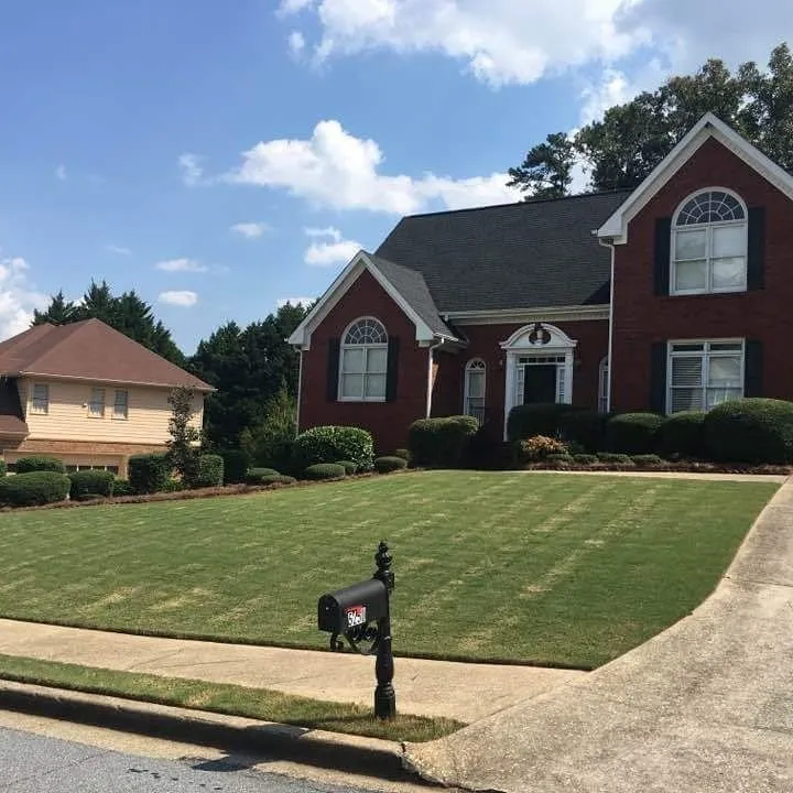 Affordable yard cleanup service for residential properties across Doraville, GA - Enriquez Landscaping & Gardening