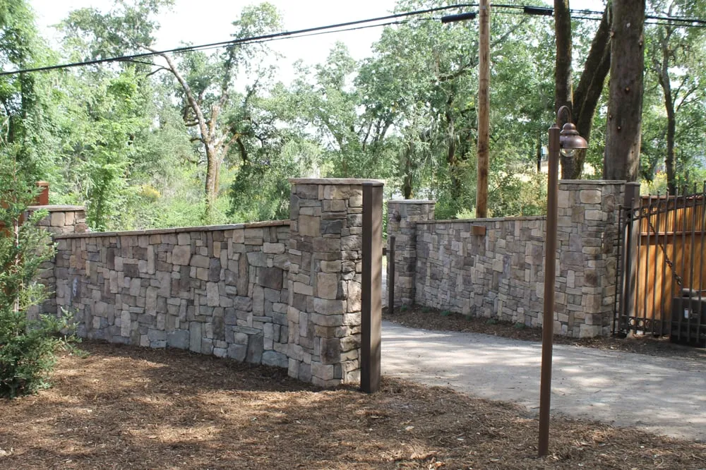 Affordable yard cleanup service for residential properties across Petaluma, CA - Enriquez Landscaping & Maintenance