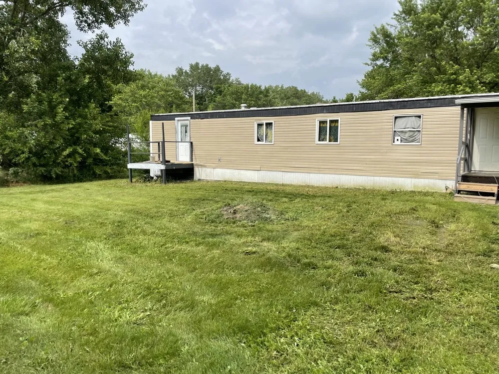 Affordable landscape installation in Washington, IA by Entsminger Lawn Care Services