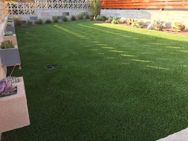 Expert garden landscaping experts serving Carlsbad, CA - Enviro-Green Turf & Landscape