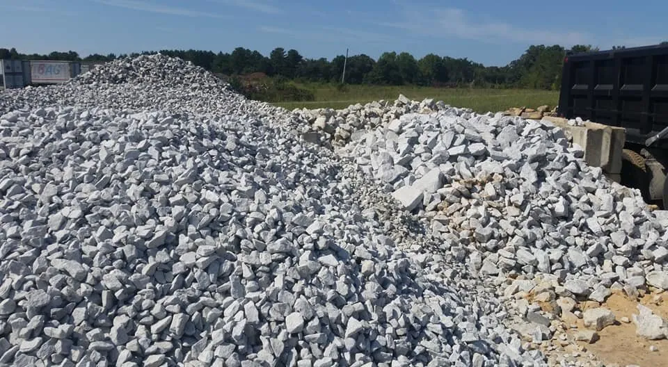 Top-rated lawn mowing service for beautiful yards in Liberty, SC by Enviro Mulch