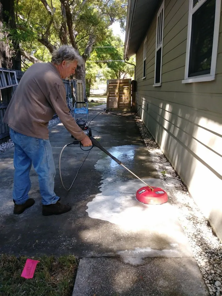 Trusted lawn mowing service experts serving Tampa, FL - Enviromo Irrigation and Sprinkler Repair