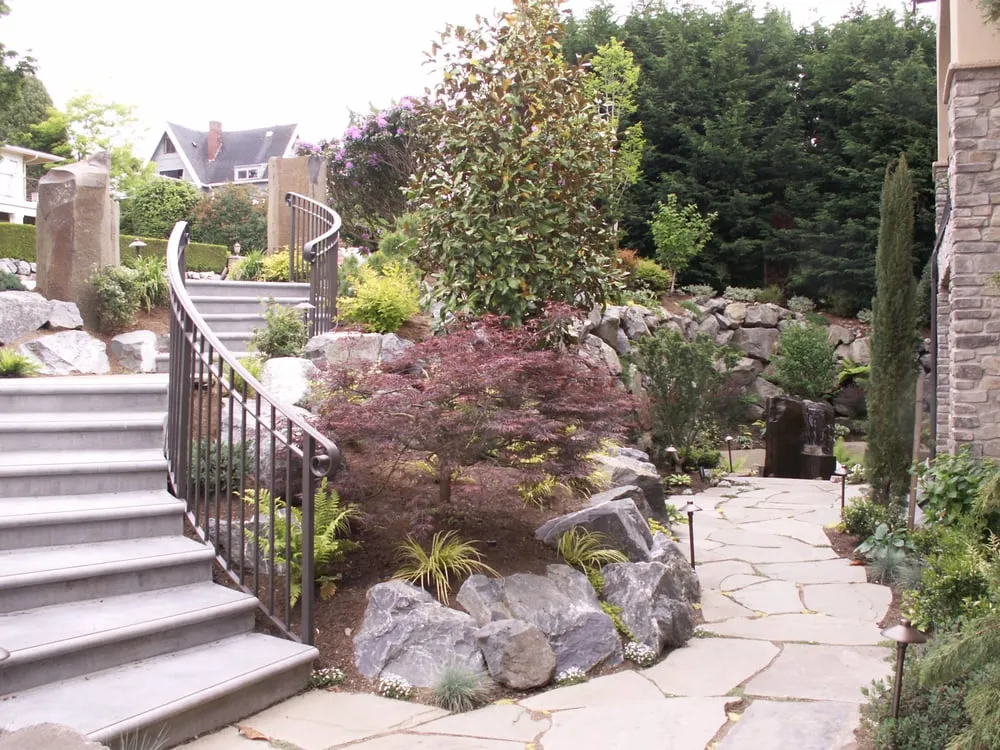 Top-rated lawn care service in Kirkland, WA by Environmental Construction