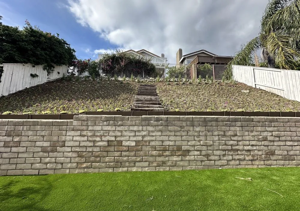 Professional residential landscaping experts serving Rialto, CA - Environmental landscape