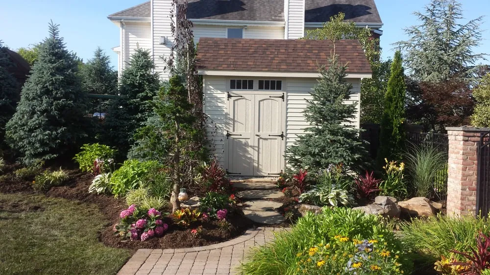 Custom outdoor landscaping in Wantagh, NY - Environmental Landscaping & Design