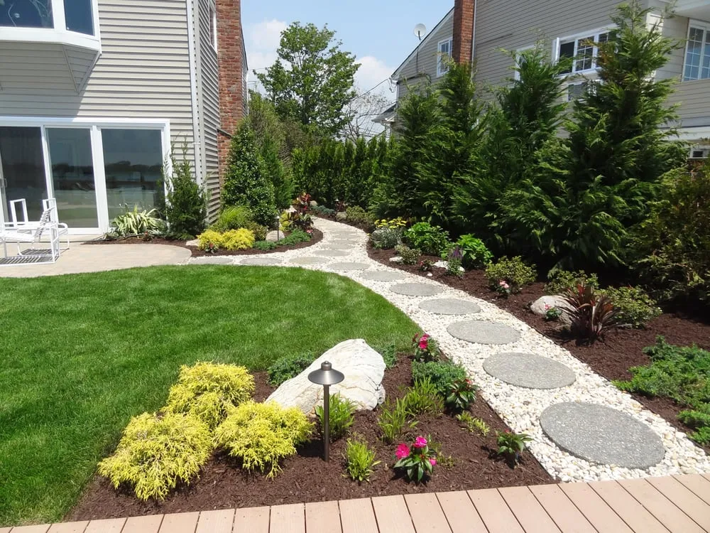 Local garden landscaping experts serving Wantagh, NY - Environmental Landscaping & Design