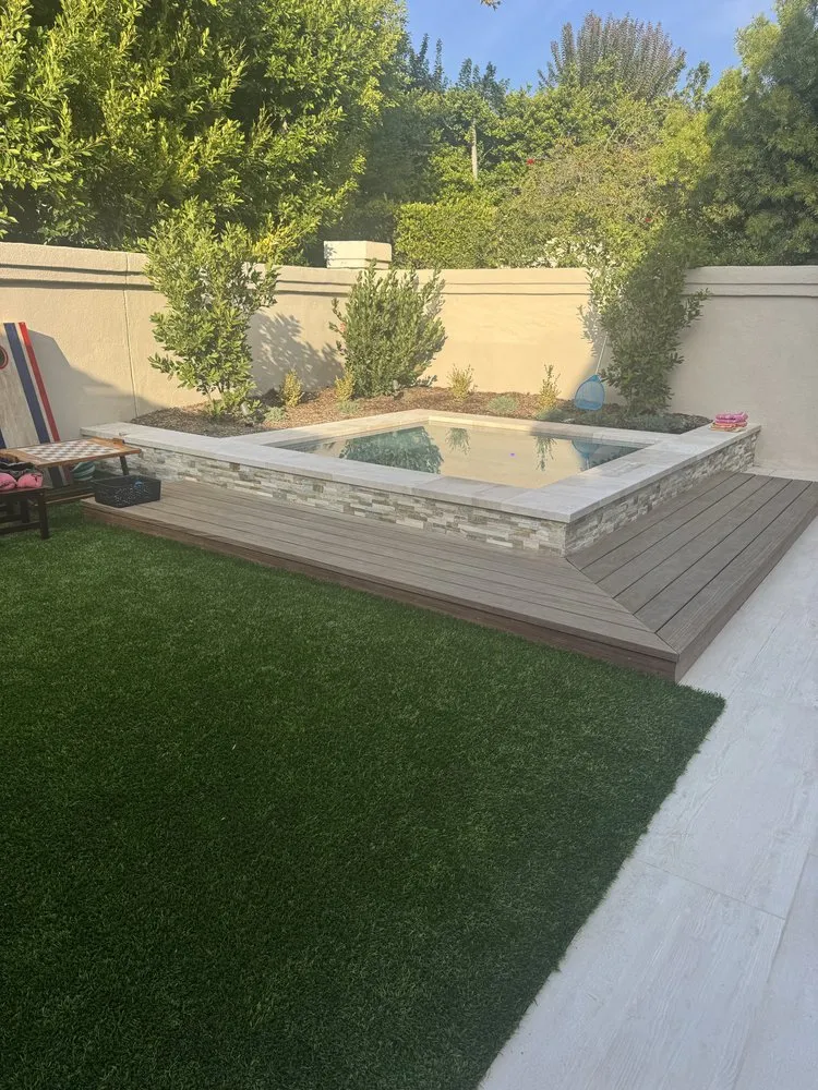 Top-rated yard maintenance for year-round maintenance in Aliso Viejo, CA by Enviroscape Landscape Construction