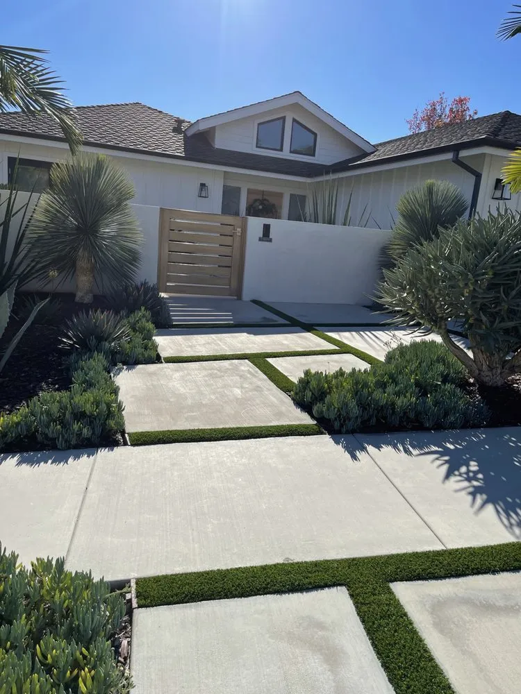 Local yard maintenance with custom design across Aliso Viejo, CA - Enviroscape Landscape Construction