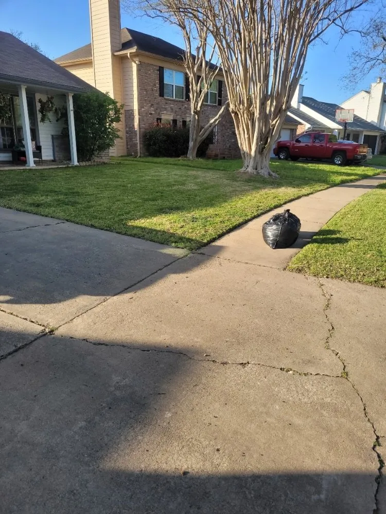 Expert lawn mowing service in Houston, TX - Envirostone Landscaping & Pavers