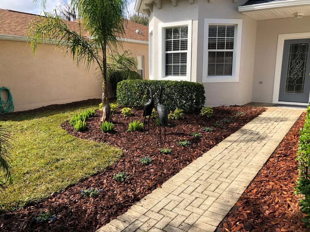 Custom outdoor landscaping in St. Cloud, FL - Envision Outdoors