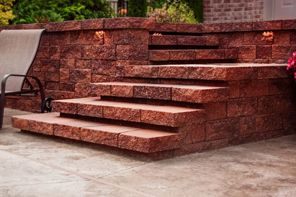 Professional yard maintenance in Caseyville, IL - Envisioning Green