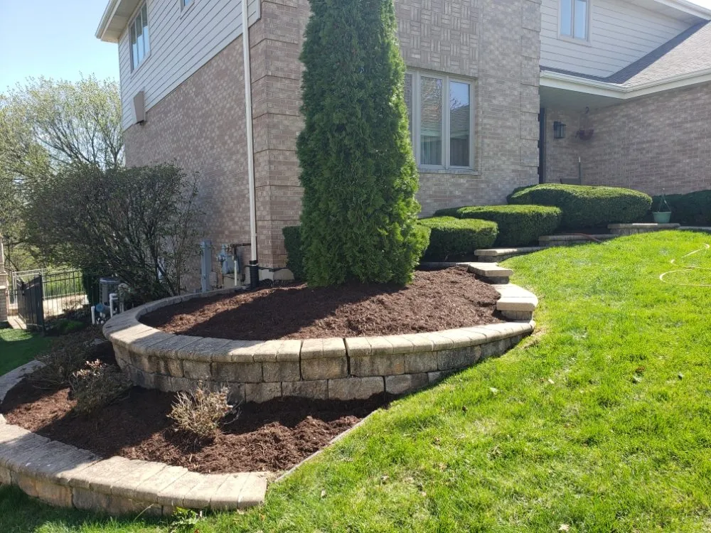 Custom landscape design in Knoxville, TN by Envisions Landscaping