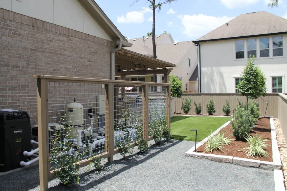 Local yard cleanup service in Tomball, TX by Envy Exteriors