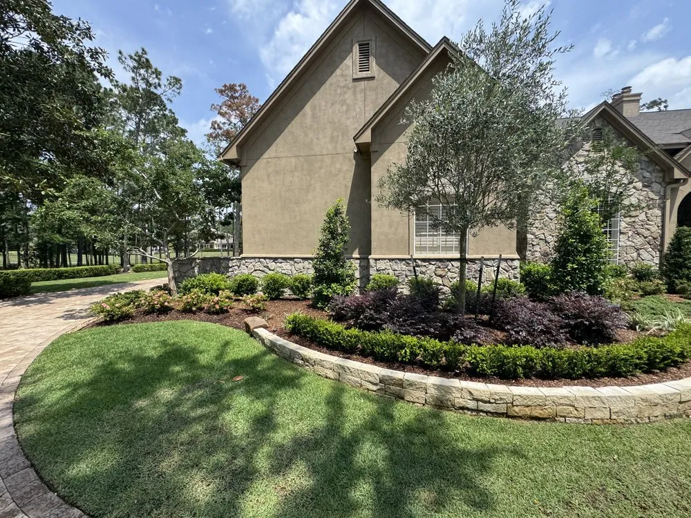 Top-rated landscaping services in Tomball, TX - Envy Exteriors