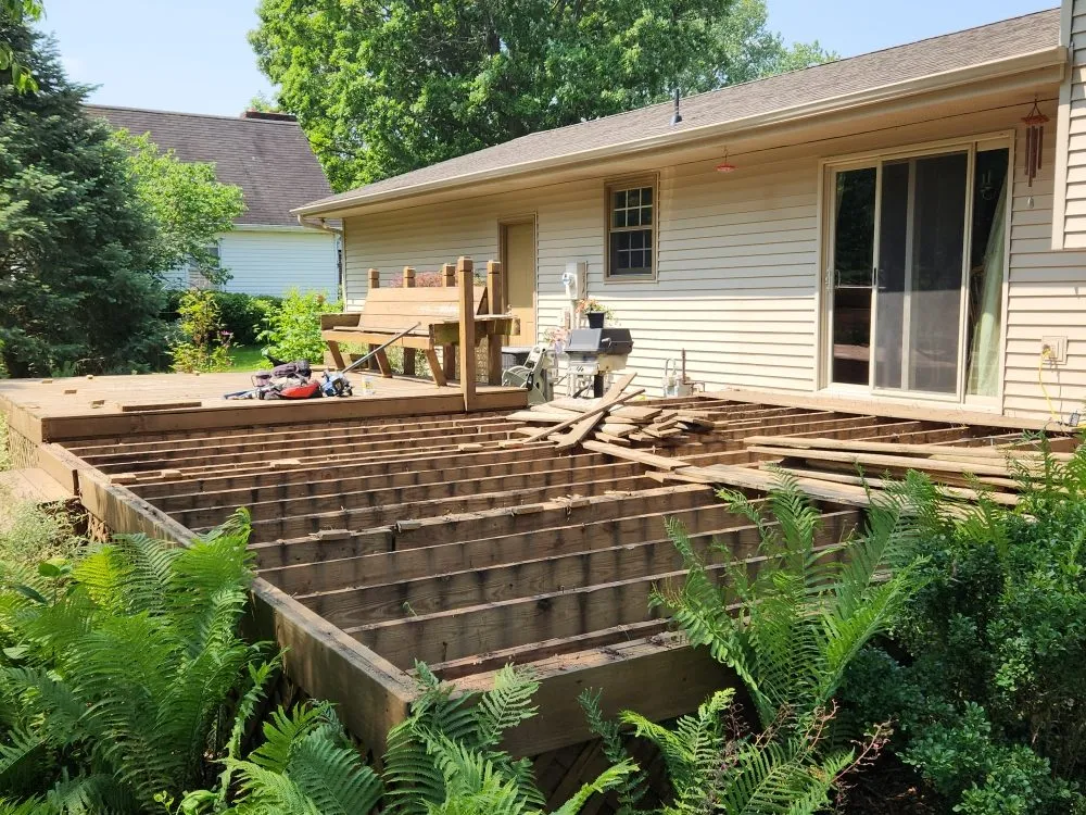 Professional yard maintenance for homes in Niles, MI by Envy Outdoor Living