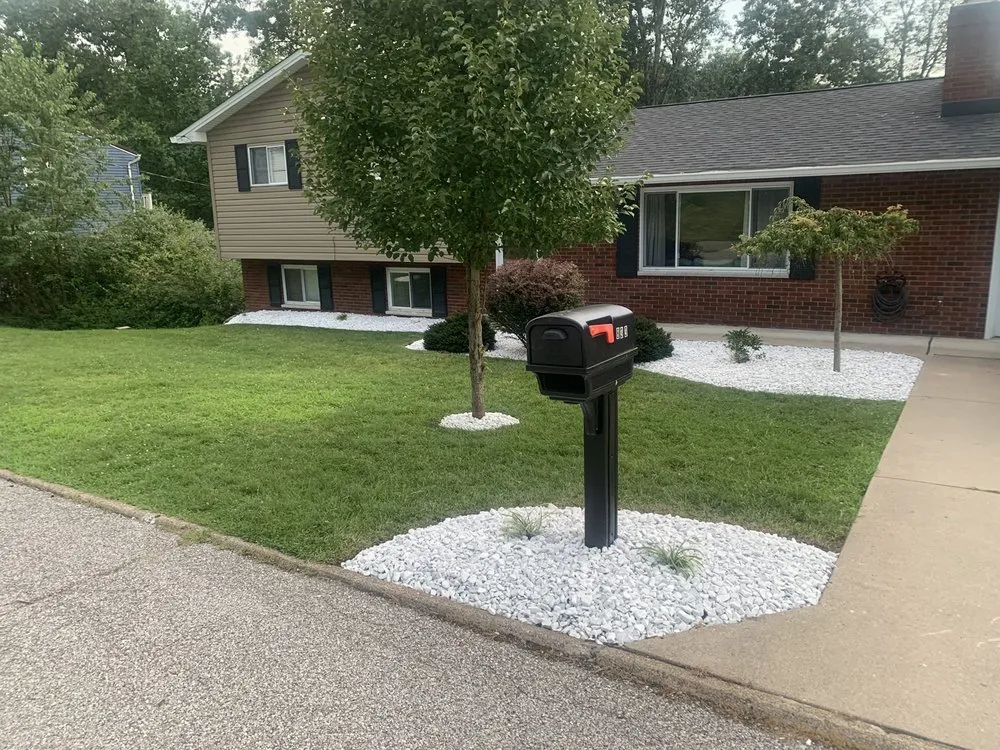 Top-rated yard maintenance experts serving Charleston, WV - ENVY Pristine Landscapes