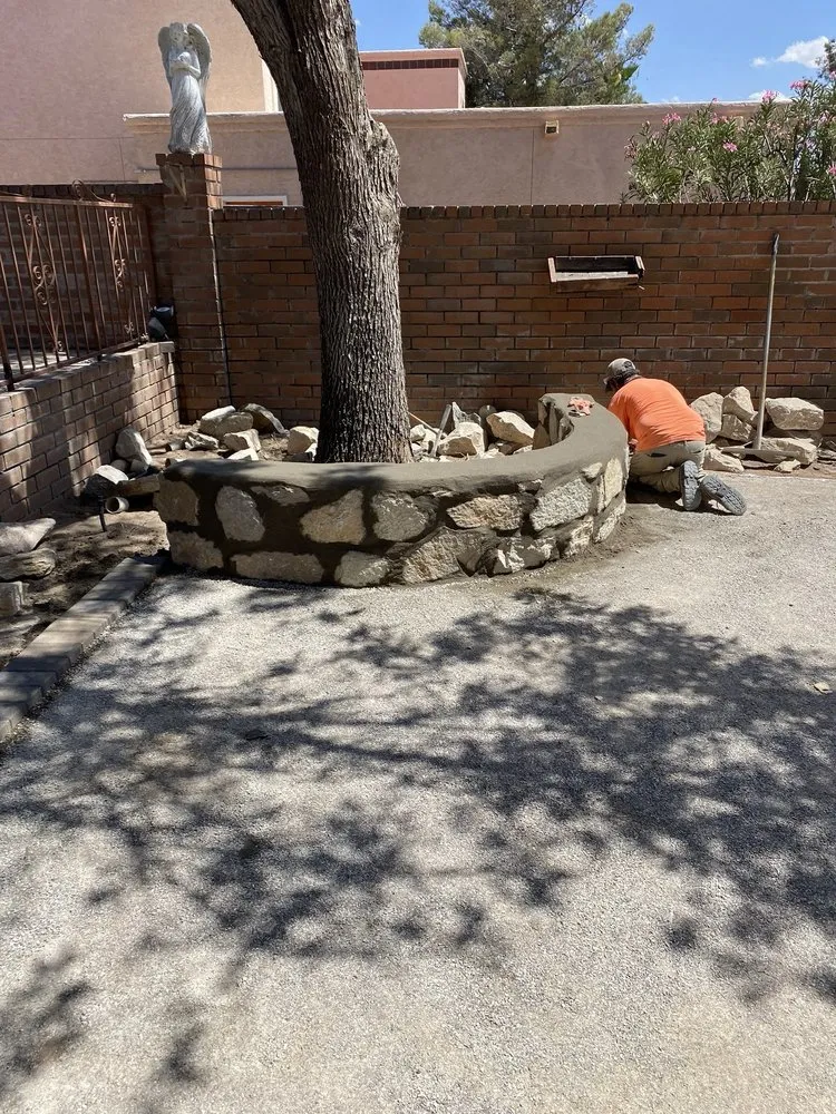 Custom lawn mowing service experts serving El Paso, TX - Epc Landscaping