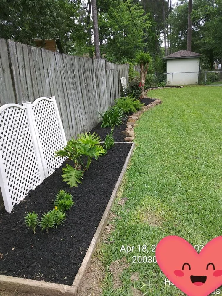 Affordable residential landscaping in Baytown, TX by Ephesians Lawncare