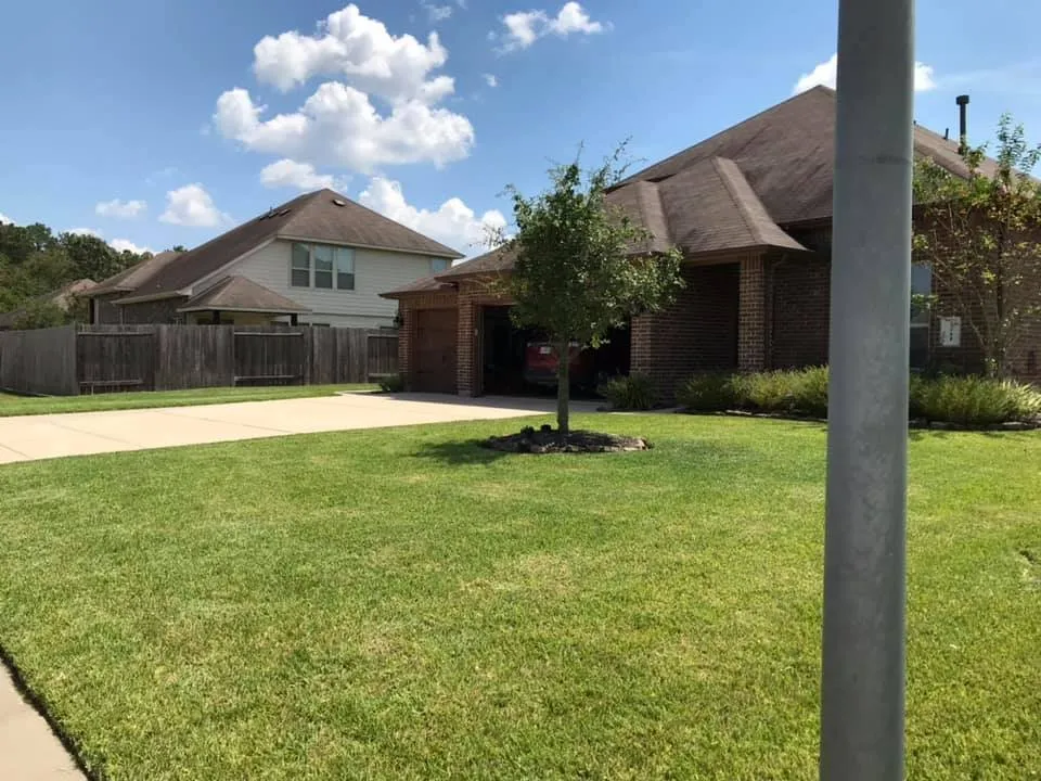 Reliable garden landscaping with custom design across Baytown, TX - Ephesians Lawncare