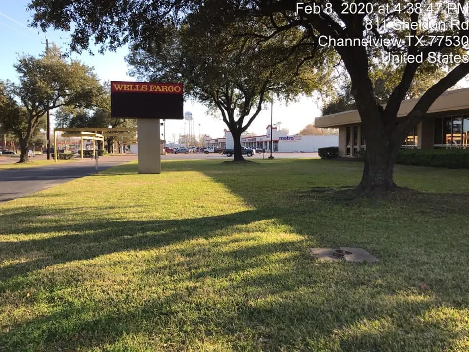 Affordable yard cleanup service experts serving Baytown, TX - Ephesians Lawncare