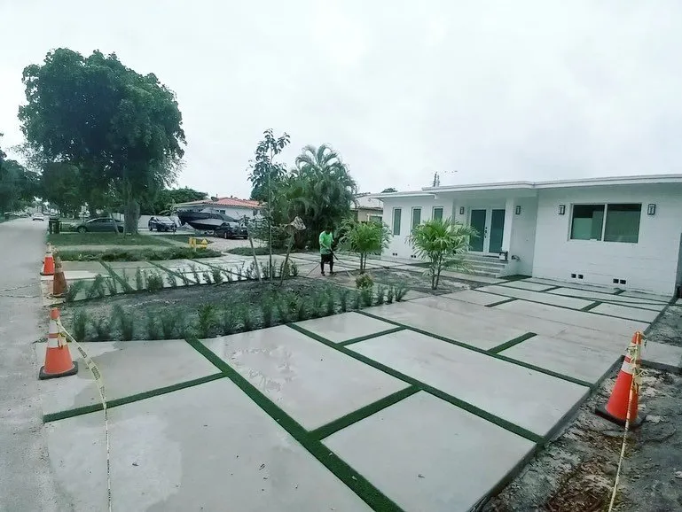 Expert garden landscaping for beautiful yards across Miami, FL - Epic Driveway & Landscaping